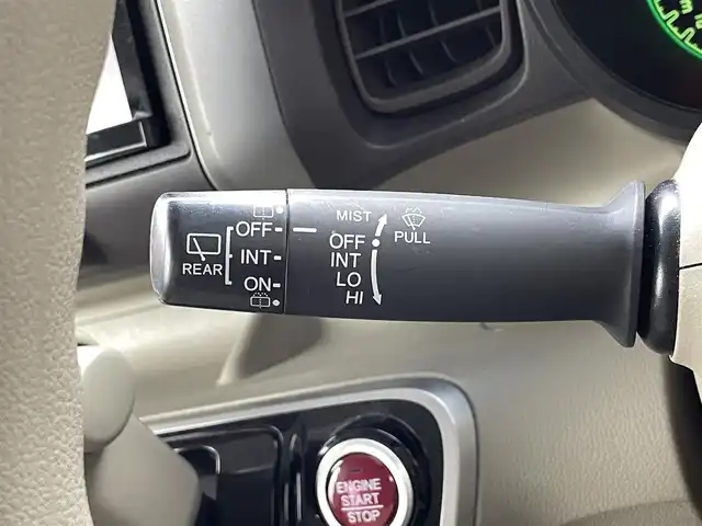 ホンダ Ｎ ＢＯＸ G Lパッケージ 福井県 2013(平25)年 10.6万km プレミアムホワイトパール 社外SDナビ/片側電動ドア/社外ETC/純正アルミホイール/スマートキー/プッシュスタート/ヘッドライトレベライザー/純正フロアマット/ACC/横滑り防止装置/純正キセノンヘッドライト/電動格納ミラー