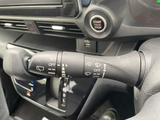 日産 デイズ ハイウェイスターG ターボ 福岡県 2020(令2)年 2.7万km ブラック 純正ナビ/（Bluetooth/CD/DVD/SD/USB/TV/AM/FM）/全方位カメラ/バックカメラ/前後ドライブレコーダー/ETC/純正15インチアルミホイール/車線逸脱警報/衝突軽減ブレーキ/LEDヘッドライト/スマートキー/プッシュスタート/ヘッドライトレベライザー/ステアリングスイッチ/フォグランプ