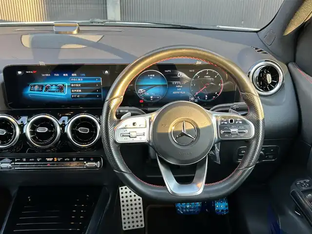 メルセデス・ベンツ Ｂ２００ｄ AMGライン 香川県 2021(令3)年 3.5万km ポーラホワイト アクティブブレーキアシスト/アクティブレーンキーピングアシスト/ブラインドスポット/レーンチェンジアシスト/ワイヤレス充電/ACC/純正ナビ/Bluetooth/地デジ/フロントドラレコ/ETC2.0/オートライト/パドルシフト/シートヒーター/パワーシート/ハーフレザーシート/純正18インチアルミ/コーナーセンサー