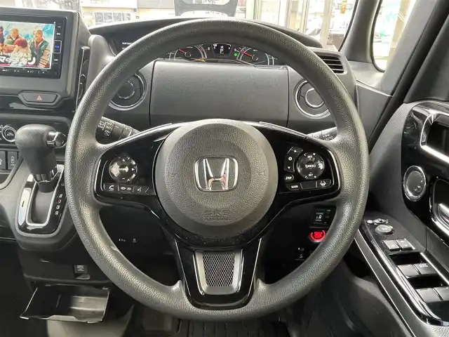 ホンダ Ｎ ＢＯＸ カスタム L 大分県 2021(令3)年 2.1万km プラチナホワイトパール 〇純正メモリーナビ/　CD/DVD/フルセグ/BT/USB/〇バックカメラ/〇クリアランスソナー/〇横滑り防止/〇LKA/〇ホンダセンシング/〇ACC/〇ヘッドライトレベライザー/〇片側パワースライドドア/〇ステアリングスイッチ/〇フロアマット/〇ドアバイザー/〇プライバシーガラス/〇ウインカーミラー/〇ドライブレコーダー/〇保証書/〇取扱説明書/〇スペアキー