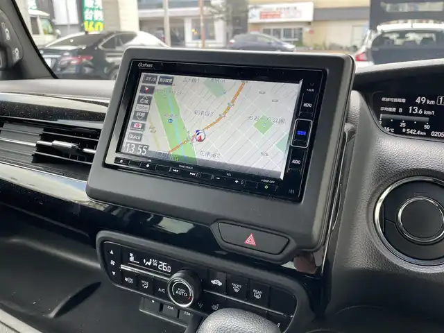 ホンダ Ｎ ＢＯＸ カスタム L 大分県 2021(令3)年 2.1万km プラチナホワイトパール 〇純正メモリーナビ/　CD/DVD/フルセグ/BT/USB/〇バックカメラ/〇クリアランスソナー/〇横滑り防止/〇LKA/〇ホンダセンシング/〇ACC/〇ヘッドライトレベライザー/〇片側パワースライドドア/〇ステアリングスイッチ/〇フロアマット/〇ドアバイザー/〇プライバシーガラス/〇ウインカーミラー/〇ドライブレコーダー/〇保証書/〇取扱説明書/〇スペアキー