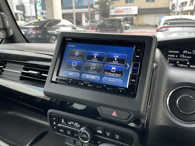 ホンダ Ｎ ＢＯＸ カスタム L 大分県 2021(令3)年 2.1万km プラチナホワイトパール 〇純正メモリーナビ/　CD/DVD/フルセグ/BT/USB/〇バックカメラ/〇クリアランスソナー/〇横滑り防止/〇LKA/〇ホンダセンシング/〇ACC/〇ヘッドライトレベライザー/〇片側パワースライドドア/〇ステアリングスイッチ/〇フロアマット/〇ドアバイザー/〇プライバシーガラス/〇ウインカーミラー/〇ドライブレコーダー/〇保証書/〇取扱説明書/〇スペアキー