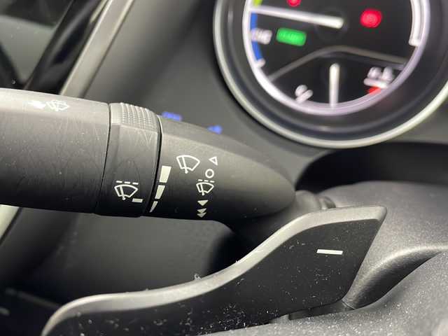 トヨタ カムリ WS 千葉県 2018(平30)年 5.7万km エモーショナルレッドⅡ ９インチナビ　バックカメラ　フルセグ　サンルーフ　トヨタセーフティーセンス　レーダークルーズコントロール　ＰＣＳ　ＬＴＡ　ＡＨＢ　パワーシート　ＥＴＣ　ドラレコ　ＬＥＤライト　オートライト　１７ＡＷ/純正9インチナビ/バックカメラ/フルセグ/サンルーフ/トヨタセーフティーセンス/・レーダークルーズコントロール/・プリクラッシュセーフティシステム/・レーントレーシングアシスト/・オートマチックハイビーム/・クリアランスソナー/パワーシート（D席）/ドライブレコーダー/LEDヘッドライト/純正17インチAW/スマートキー×2