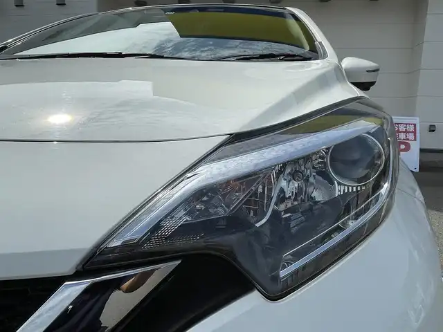 日産 ノート X FOUR スマートセーフティED 青森県 2017(平29)年 9.4万km ホワイト (株)IDOMが運営する【じしゃロン青森店】の自社ローン専用車両になりますこちらは現金、またはオートローンご利用時の価格です。自社ローンご希望の方は別途その旨お申付け下さい。/４ＷＤ/社外メモリーナビ/　AM/FM/CD/DVD/SD/ワンセグＴＶ/全周囲バックカメラ/デジタルインナーミラー/社外ＥＴＣ/横滑り防止装置/レーンアシスト/衝突被害軽減システム/ヘッドランプレベライザー/ドアバイザー/１４インチ純正スチールホイール装着（ホイールキャップ付）