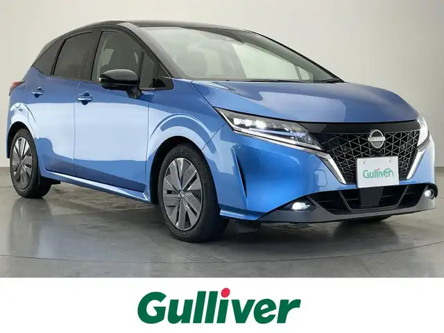 日産 ノート X 愛知県 2021(令3)年 5万km ビビットブルー / スーパーブラック 2トーン 純正９型ディスプレイナビ　フルセグＴＶ　ＨＤＭＩ　カープレイ対応　全方位カメラ　デジタルインナーミラー　エマージェンシーブレーキ　衝突軽煙装置　ＬＥＤオートライト　純正ドラレコ　ワイヤレス充電　電動パーキングブレーキ　フォグランプ　コーナーセンサー　BSM　禁煙車