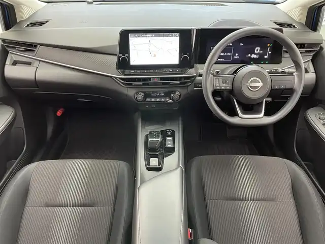 日産 ノート X 愛知県 2021(令3)年 5万km ビビットブルー / スーパーブラック 2トーン 純正９型ディスプレイナビ　フルセグＴＶ　ＨＤＭＩ　カープレイ対応　全方位カメラ　デジタルインナーミラー　エマージェンシーブレーキ　衝突軽煙装置　ＬＥＤオートライト　純正ドラレコ　ワイヤレス充電　電動パーキングブレーキ　フォグランプ　コーナーセンサー　BSM　禁煙車