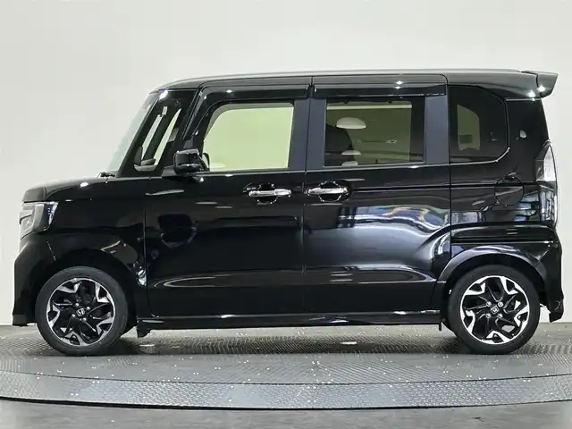 ホンダ Ｎ ＢＯＸ カスタム G L ターボ ホンダセンシング 愛媛県 2018(平30)年 4.3万km クリスタルブラックパール 純正SDナビ（Bluetooth フルセグTV CD　DVD　）　バックカメラ 両側パワースライドドア レーダークルーズコントロール LEDヘッドライト 衝突軽減  オートライト ハーフレザー