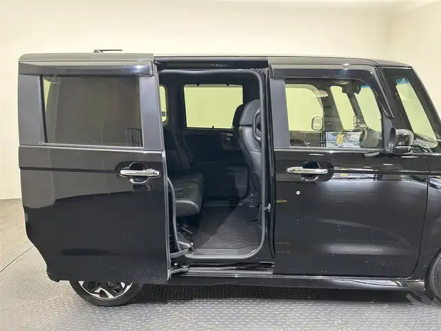 ホンダ Ｎ ＢＯＸ カスタム G L ターボ ホンダセンシング 愛媛県 2018(平30)年 4.3万km クリスタルブラックパール 純正SDナビ（Bluetooth フルセグTV CD　DVD　）　バックカメラ 両側パワースライドドア レーダークルーズコントロール LEDヘッドライト 衝突軽減  オートライト ハーフレザー