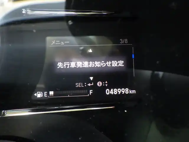 ホンダ ヴェゼル ハイブリッド Z ホンダセンシング 千葉県 2018(平30)年 4.9万km プレミアムクリスタルレッドM ワンオーナー/ホンダセンシング/・衝突軽減ブレーキ（CMBS）/・車線維持支援システム（LKAS）/・アダプティブクルーズコントロール（ACC）/・後方誤発進抑制機能/・誤発進抑制機能/ハーフレザーシート/純正メモリーナビ/地デジTV/【DVD/CD再生機能　Bluetooth接続】/バックカメラ/革巻きステアリング/ステアリングスイッチ/パドルシフト/ETC/LEDヘッドライト/フォグライト/ウインカーミラー/純正17インチアルミホイル/サイド/カーテンエアバッグ/Honda スマートキー