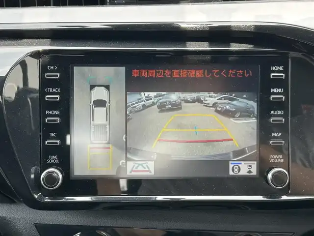 トヨタ ハイラックス Z GRスポーツ 福岡県 2022(令4)年 1.2万km スーパーホワイトⅡ  禁煙車/ GRスポーツ専用ハーフレザーシート/ 運転席パワーシート/ プリクラッシュセーフティ/ レーンディパーチャーアラート/ クリアランスソナー/ バックソナー/ ダウンヒルアシストコントロール/ リアデフロック/ 純正ディスプレイオーディオ/・　ナビ/・　パノラミックビューモニター/・　BT接続/ ETC/ ドライブレコーダー/ サイドステップ/ USB接続/ LEDヘッドライト/ フォグライト/ 純正フロアマット/ ドアバイザー/保証書/取扱説明書/スペアキー×１