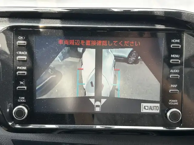 トヨタ ハイラックス Z GRスポーツ 福岡県 2022(令4)年 1.2万km スーパーホワイトⅡ  禁煙車/ GRスポーツ専用ハーフレザーシート/ 運転席パワーシート/ プリクラッシュセーフティ/ レーンディパーチャーアラート/ クリアランスソナー/ バックソナー/ ダウンヒルアシストコントロール/ リアデフロック/ 純正ディスプレイオーディオ/・　ナビ/・　パノラミックビューモニター/・　BT接続/ ETC/ ドライブレコーダー/ サイドステップ/ USB接続/ LEDヘッドライト/ フォグライト/ 純正フロアマット/ ドアバイザー/保証書/取扱説明書/スペアキー×１