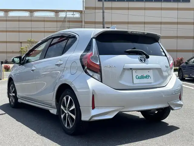トヨタ アクア G ソフトレザーセレクション 宮城県 2017(平29)年 3万km シルバーM 登録時走行距離２９３８２ｋｍ/純正ナビ/・Bluetooth/・ＡＭ／ＦＭ/クルーズコントロール/モデリスタ/プリクラッシュセーフティ/レーンディパーチャーアラート/オートライト/オートマチックハイビーム/ETC/シートヒーター/ウインカーミラー/電格ミラー/ＬＥＤヘッドライト/ドアバイザー/プッシュスタート/ステアリングスイッチ/ドライブレコーダー