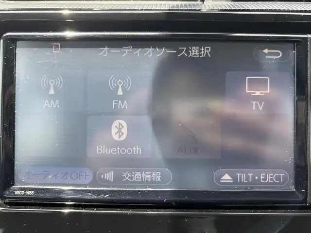 トヨタ アクア G ソフトレザーセレクション 宮城県 2017(平29)年 3万km シルバーM 登録時走行距離２９３８２ｋｍ/純正ナビ/・Bluetooth/・ＡＭ／ＦＭ/クルーズコントロール/モデリスタ/プリクラッシュセーフティ/レーンディパーチャーアラート/オートライト/オートマチックハイビーム/ETC/シートヒーター/ウインカーミラー/電格ミラー/ＬＥＤヘッドライト/ドアバイザー/プッシュスタート/ステアリングスイッチ/ドライブレコーダー