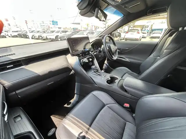 トヨタ ハリアー ハイブリッド Z 岡山県 2020(令2)年 8.4万km ホワイトパールクリスタルシャイン モデリスタエアロ/トヨタセーフティーセンス（衝突軽減、レーンキープ、ｅｔｃ）/デジタルインナーミラー/ブラインドスポットモニター/ヘッドアップディスプレイ/パワーバックドア/アラウンドビューモニター/ＥＴＣ2.0/オートハイビーム