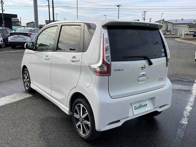日産 デイズ ハイウェイスターG 新潟県 2017(平29)年 1.8万km ホワイトパール 純正ナビ（Bluetooth/DTV/DVD)/衝突軽減/アラウンドビューモニター/アイドリングストップ/プッシュスタート/純正フロアマット/オートハイビーム/HID/フォグランプ/ウィンカーミラー/電格ミラー