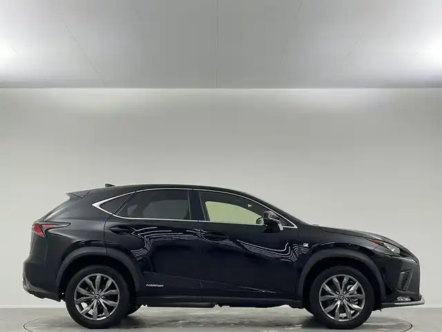 レクサス ＮＸ 300h Fスポーツ 埼玉県 2019(令1)年 5万km ブラック 純正ナビ　フルセグ　ＢＴ　ＤＶＤ　パノラミックビューモニター　アダプティブクルーズコントロール　前席シートヒーター　ベンチレーション　メモリーシート　ＥＴＣ２．０　ハンドルヒーター　レーダー探知機