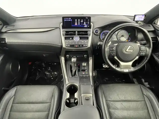 レクサス ＮＸ 300h Fスポーツ 埼玉県 2019(令1)年 5万km ブラック 純正ナビ　フルセグ　ＢＴ　ＤＶＤ　パノラミックビューモニター　アダプティブクルーズコントロール　前席シートヒーター　ベンチレーション　メモリーシート　ＥＴＣ２．０　ハンドルヒーター　レーダー探知機
