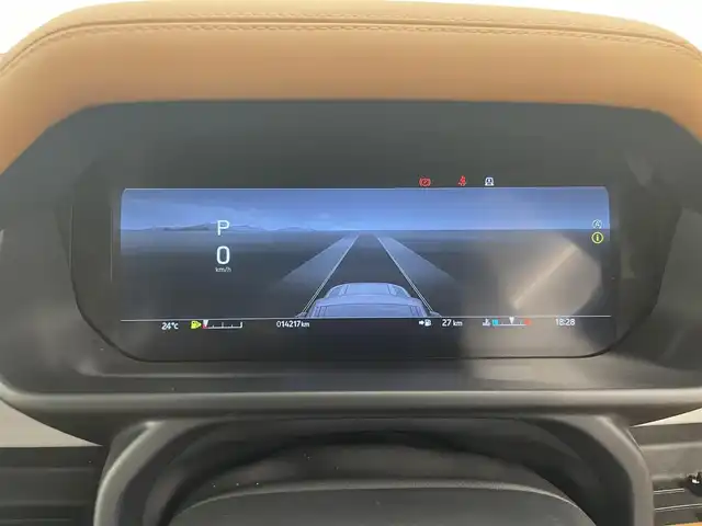 ランドローバー ランドローバー ディフェンダー 90 XダイナミックHSE 岡山県 2022(令4)年 1.5万km 黒 純正ナビ/全周囲カメラ/アップルカープレイ/アンドロイドオート/レザーシート/シートヒーター/パノラマガラスサンルーフ/ロートラクションローンチ/ACC/アイドリングストップ/エアサス/ローレンジ/ウエイドセンシング/オートライト/オートワイパー/USB/ドラレコ/MERIDIANスピーカー/ETC/ユピテル/PDC/サイドステップ
