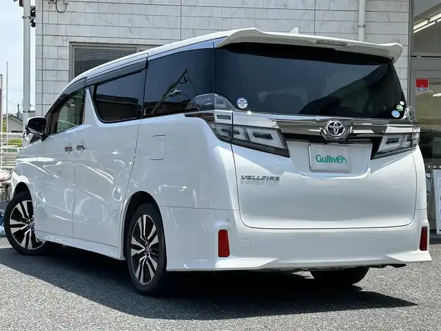 トヨタ ヴェルファイア Z Gエディション 福岡県 2019(令1)年 4万km ホワイトパールクリスタルシャイン ワンオーナー/純正10インチSDナビ【NSZN-Z68T】/(AM/FM/CD/DVD/Bluetooth/フルセグTV)/バックカメラ/黒レザーシート/純正12.1インチフリップダウンモニター【V12T-R68C】/トヨタセーフティーセンス/・プリクラッシュセーフティ/・車線逸脱警報/・オートマチックハイビーム/・ロードサインアシスト/・レーダークルーズコントロール/・先行車発進告知機能/横滑り防止装置/盗難防止装置/両側パワースライドドア/パワーバックドア/純正18インチアルミホイール/ドアバイザー/前方ドライブレコーダー【DRT-H68A】/ビルトインETC/ステアリングヒーター/シートヒーター＆ベンチレーター（D/N）/パワーシート(D/N)/シートメモリー(D)/プッシュスタート/ブレーキホールド/純正フロアマット/保証書/取扱説明書/ナビ取扱説明書/後席モニター取扱説明書