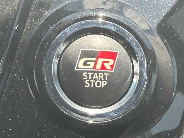 トヨタ プリウス α S ツーリングセレ GRスポーツ 栃木県 2017(平29)年 6.8万km アティチュードブラックマイカ 純正9インチメモリナビ/フルセグTV/DVD/Bluetooth/HDMI/MSV/バックカメラ/ビルトインETC/クルーズコントロール/ドライブレコーダー/ハーフレザーシート/GRフロアマット/LEDオートライト/フォグランプ/LED BEAM/スマートキー