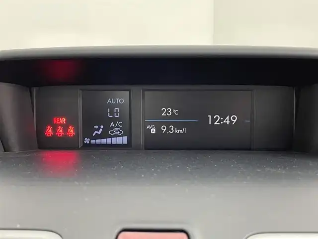 スバル インプレッサ スポーツ 2．0i アイサイト プラウドED 道央・札幌 2016(平28)年 3.6万km クリスタルブラックシリカ ・４WD/・寒冷地仕様/・社外ナビ/・CD／DVD／Bluetooth／フルセグ/・バックカメラ/・全車速追従機能付きクルーズコントロール/・純正ビルトインETC/・社外ドライブレコーダー/・アイサイト/・横滑り防止装置/・盗難防止装置/・盗難防止装置/・レーンキープアシスト/・USB入力端子/・前席パワーシート/・純正フロアマット/・パドルシフト/・ドアバイザー/・純正AW16インチ/・積込社外AW冬タイヤ16インチ/・HIDヘッドライト/・フォグランプ/・スマートキー/・プッシュスタート/・取扱説明書/・保証書