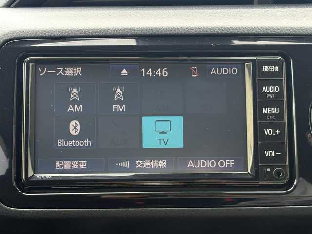 トヨタ ヴィッツ F セーフティーエディションⅢ 三重県 2019(平31)年 7.8万km ホワイトパールクリスタルシャイン プリクラッシュセーフティ/レーンディパーチャーアラート/オートマチックハイビーム/スマートキー/プッシュスタート/純正メモリナビ/・SD・TV・AUX・CD/・Bluetoothオーディオ/・バックカメラ/ステアリングスイッチ/LEDヘッドライト/フォグライト/オートライト/ウィンカーミラー/電格ミラー/プライバシーガラス/フロアマット/ドアバイザー/ビルトインETC
