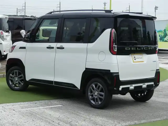 三菱 デリカミニ T プレミアム 千葉県 2025(令7)年 0.1千km アメジストブラック/シルキーホワイト T　PREMIUM　4WD　9型ディスプレイオーディオ（121/330）CHAMONIXパッケージ（179190）/e-Assist/・衝突被害軽減ブレーキシステム（FCM）/・車線逸脱警報システム（LDW）/・レーダークルーズコントロールシステム（ACC）/・誤発進抑制機能（前進＆後退時）（UMS）/・オートマチックハイビーム[AHB]/マイパイロット/ハンズフリー両側パワースライドドア/ディスプレイオーディオ/【Bluetooth接続】/【Apple CarPlay　Android Auto対応】/マルチアラウンドモニター/デジタルインナーミラー/革巻きステアリング/ステアリングヒーター/ステアリングスイッチ/パドルシフト/LEDヘッドライト/フォグライト/ウインカーミラー/純正15インチアルミホイル/サイド/カーテンエアバッグ/キーレスオペレーションシステム
