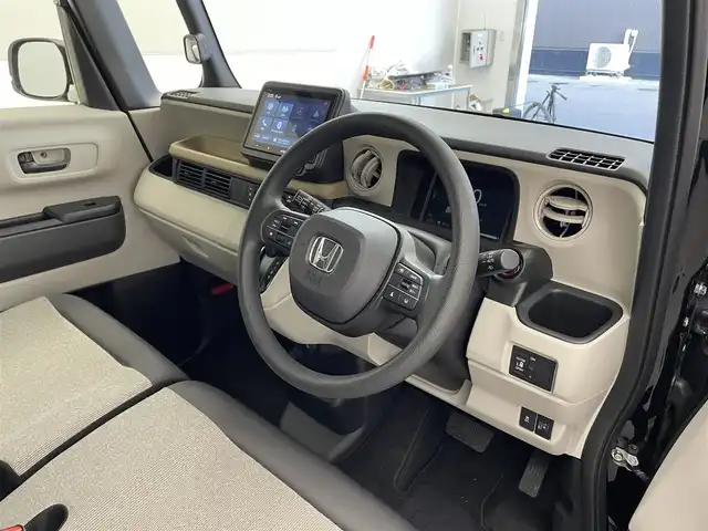 ホンダ Ｎ ＢＯＸ 滋賀県 2024(令6)年 0.9万km クリスタルブラックパール 純正ディスプレイオーディオ/（BT/AppleCarPlay/AndroidAuto）/片側電動スライドドア/ホンダセンシング/・衝突被害軽減ブレーキ/・レーダークルーズコントロール/・オートハイビーム/オートライト/LEDヘッドライト/前後コーナーセンサー