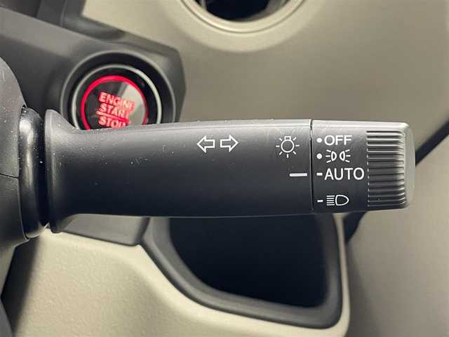 ホンダ Ｎ ＢＯＸ 滋賀県 2024(令6)年 0.9万km クリスタルブラックパール 純正ディスプレイオーディオ/（BT/AppleCarPlay/AndroidAuto）/片側電動スライドドア/ホンダセンシング/・衝突被害軽減ブレーキ/・レーダークルーズコントロール/・オートハイビーム/オートライト/LEDヘッドライト/前後コーナーセンサー