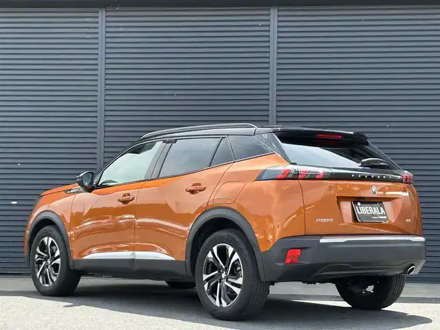 プジョー プジョー ２００８ GT ブルー HDi 茨城県 2022(令4)年 1.8万km オレンジ パノラマＳＲ　/衝突軽減Ｂ　/ＡＣＣ　/ＬＫＡ　/ＢＳＭ　/Ｂカメラ　/パーキングセンサー　/ＣａｒＰｌａｙ　/Ａｎｄｒｏｉｄ　Ａｕｔｏ　/ＢＴ　/ＵＳＢ　/ＬＥＤ　/インテリジェントハイビーム　/アンビエンスライト　/半革/禁煙車