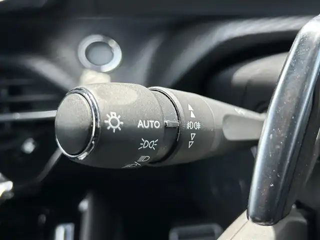 プジョー プジョー ２００８ GT ブルー HDi 茨城県 2022(令4)年 1.8万km オレンジ パノラマＳＲ　/衝突軽減Ｂ　/ＡＣＣ　/ＬＫＡ　/ＢＳＭ　/Ｂカメラ　/パーキングセンサー　/ＣａｒＰｌａｙ　/Ａｎｄｒｏｉｄ　Ａｕｔｏ　/ＢＴ　/ＵＳＢ　/ＬＥＤ　/インテリジェントハイビーム　/アンビエンスライト　/半革/禁煙車