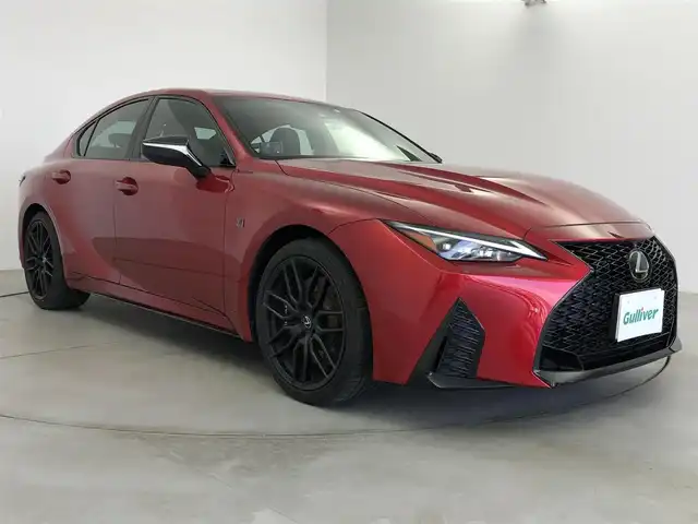 レクサス ＩＳ 500 Fスポーツパフォーマンス 愛知県 2023(令5)年 1.4万km ラディアントレッドコントラストレイヤリング 純正10型ナビ（フルセグ、CD、DVD、Bluetooth）/全方位カメラ/サンルーフ/三眼LEDヘッドライト/BSM/TZレーダー/ETC2.0/ドラレコ前後/メモリ付きパワーシート（D+N）/シートヒーター、エアシート（D+N)/ハンドルヒーター/衝突軽減ブレーキ/レーンキープアシスト/オートハイビーム/コーナーセンサー前後/電子パーキング/オートホールド/オートライト/USB/純正19インチAW/オートライト/スマートキー/ハーフレザーシート/横滑り防止装置
