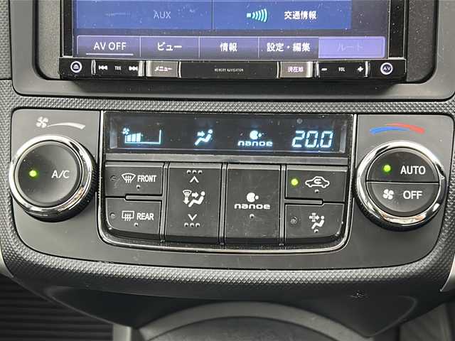 トヨタ カローラ フィールダー ハイブリッド 宮城県 2018(平30)年 6.8万km ブラックマイカ 禁煙車/トヨタセーフティセンス/・プリクラッシュセーフティ/・レーンディパーチャーアラート/・オートハイビーム/・クリアランスソナー/社外SDナビ/・CD.USB.iPod.AUX/バックカメラ/横滑り防止装置/アイドリングストップ/ETC/ドライブレコーダー（Fのみ）/リモコンキー/社外フロアマット