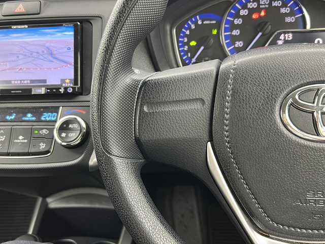 トヨタ カローラ フィールダー ハイブリッド 宮城県 2018(平30)年 6.8万km ブラックマイカ 禁煙車/トヨタセーフティセンス/・プリクラッシュセーフティ/・レーンディパーチャーアラート/・オートハイビーム/・クリアランスソナー/社外SDナビ/・CD.USB.iPod.AUX/バックカメラ/横滑り防止装置/アイドリングストップ/ETC/ドライブレコーダー（Fのみ）/リモコンキー/社外フロアマット