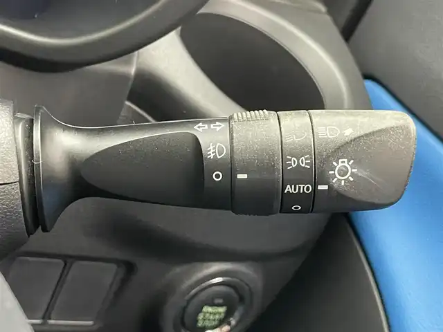 ダイハツ キャスト アクティバ G SAⅡ 愛知県 2015(平27)年 3.7万km スプラッシュブルーM 社外ナビ　スマートアシストII　禁煙車　Ｂｌｕｅｔｏｏｔｈ　ＤＶＤ再生　ＬＥＤオートライト　フォグランプ　衝突軽減　レーンキープ　純正アルミホイール　プッシュスタート　スマートキー　アイドリングストップ