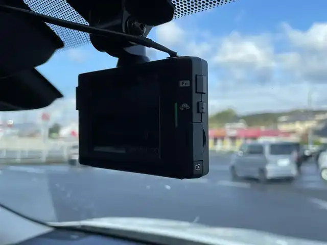 日産 エクストレイル 20Xi 岡山県 2019(平31)年 7.1万km ブリリアントホワイトパール 純正ナビBluetooth/TV/AM/FM/純正アルミホイール18インチ/全周囲カメラ/レーダークルーズコントロール/純正フロアマット/ビルトインETC/デジタルインナーミラー/ドライブレコーダー/オートライト/LEDライト/電動リアゲート/isofix対応シート/横滑り防止装置/スマートキー