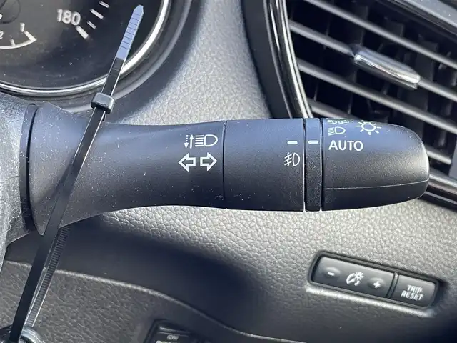 日産 エクストレイル 20Xi 岡山県 2019(平31)年 7.1万km ブリリアントホワイトパール 純正ナビBluetooth/TV/AM/FM/純正アルミホイール18インチ/全周囲カメラ/レーダークルーズコントロール/純正フロアマット/ビルトインETC/デジタルインナーミラー/ドライブレコーダー/オートライト/LEDライト/電動リアゲート/isofix対応シート/横滑り防止装置/スマートキー