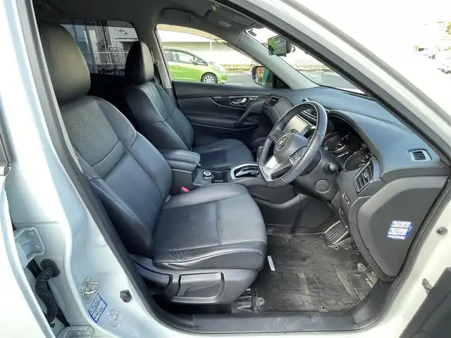 日産 エクストレイル 20Xi 岡山県 2019(平31)年 7.1万km ブリリアントホワイトパール 純正ナビBluetooth/TV/AM/FM/純正アルミホイール18インチ/全周囲カメラ/レーダークルーズコントロール/純正フロアマット/ビルトインETC/デジタルインナーミラー/ドライブレコーダー/オートライト/LEDライト/電動リアゲート/isofix対応シート/横滑り防止装置/スマートキー