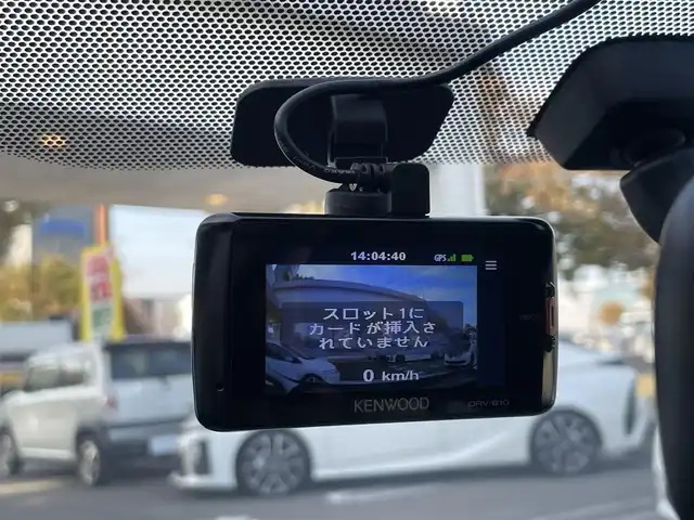 トヨタ プリウス S 静岡県 2013(平25)年 5.2万km シルバーM 純正ナビ /地デジ　/Bカメラ　/ドラレコ　/ステアリングスイッチ　/オートライト　/ビルトインETC　/ISOFIX　/ウィンカーミラー　/デンカク　/スマートキー　/保証書　/取説　