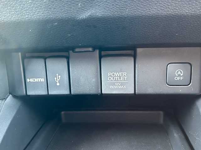 ホンダ オデッセイ アブソルート 大阪府 2021(令3)年 3.1万km プラチナホワイトパール 純正１０インチナビ　/フルセグ　/Ｂｌｕｅｔｏｏｔｈ　/全方位カメラ　/両側パワースライドドア　/レーダークルーズコントロール　/ハーフレザーシート　/前後コーナーセンサー　/前後ドライブレコーダー　/２．０ＥＴＣ/マット/バイザー