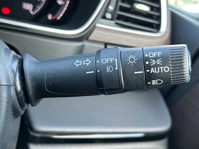 ホンダ オデッセイ アブソルート 大阪府 2021(令3)年 3.1万km プラチナホワイトパール 純正１０インチナビ　/フルセグ　/Ｂｌｕｅｔｏｏｔｈ　/全方位カメラ　/両側パワースライドドア　/レーダークルーズコントロール　/ハーフレザーシート　/前後コーナーセンサー　/前後ドライブレコーダー　/２．０ＥＴＣ/マット/バイザー