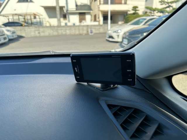 ホンダ オデッセイ アブソルート 大阪府 2021(令3)年 3.1万km プラチナホワイトパール 純正１０インチナビ　/フルセグ　/Ｂｌｕｅｔｏｏｔｈ　/全方位カメラ　/両側パワースライドドア　/レーダークルーズコントロール　/ハーフレザーシート　/前後コーナーセンサー　/前後ドライブレコーダー　/２．０ＥＴＣ/マット/バイザー