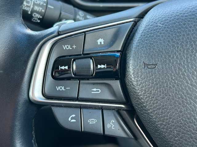 ホンダ オデッセイ アブソルート 大阪府 2021(令3)年 3.1万km プラチナホワイトパール 純正１０インチナビ　/フルセグ　/Ｂｌｕｅｔｏｏｔｈ　/全方位カメラ　/両側パワースライドドア　/レーダークルーズコントロール　/ハーフレザーシート　/前後コーナーセンサー　/前後ドライブレコーダー　/２．０ＥＴＣ/マット/バイザー