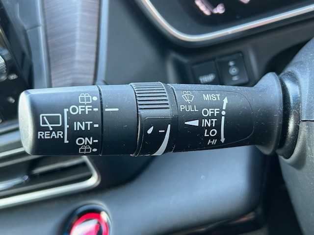 ホンダ オデッセイ アブソルート 大阪府 2021(令3)年 3.1万km プラチナホワイトパール 純正１０インチナビ　/フルセグ　/Ｂｌｕｅｔｏｏｔｈ　/全方位カメラ　/両側パワースライドドア　/レーダークルーズコントロール　/ハーフレザーシート　/前後コーナーセンサー　/前後ドライブレコーダー　/２．０ＥＴＣ/マット/バイザー