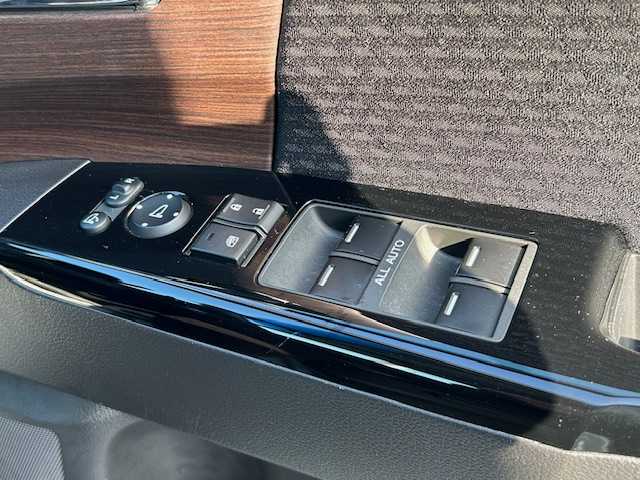 ホンダ オデッセイ アブソルート 大阪府 2021(令3)年 3.1万km プラチナホワイトパール 純正１０インチナビ　/フルセグ　/Ｂｌｕｅｔｏｏｔｈ　/全方位カメラ　/両側パワースライドドア　/レーダークルーズコントロール　/ハーフレザーシート　/前後コーナーセンサー　/前後ドライブレコーダー　/２．０ＥＴＣ/マット/バイザー