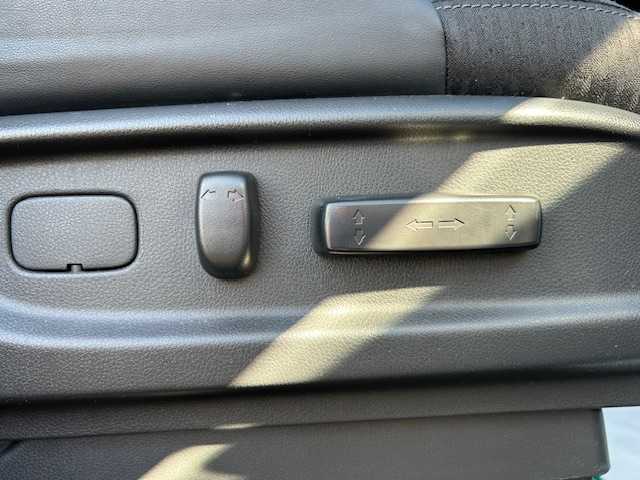 ホンダ オデッセイ アブソルート 大阪府 2021(令3)年 3.1万km プラチナホワイトパール 純正１０インチナビ　/フルセグ　/Ｂｌｕｅｔｏｏｔｈ　/全方位カメラ　/両側パワースライドドア　/レーダークルーズコントロール　/ハーフレザーシート　/前後コーナーセンサー　/前後ドライブレコーダー　/２．０ＥＴＣ/マット/バイザー