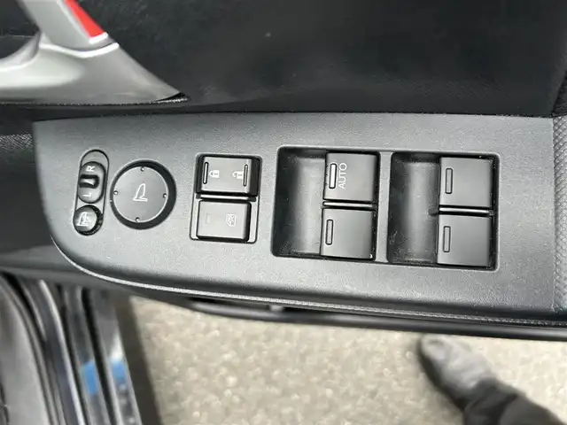 ホンダ ステップワゴン スパーダ Z クールスピリット 岡山県 2013(平25)年 11万km プレミアムスパークルブラックパール (株)IDOMが運営する【じしゃロン岡山店】の自社ローン対象車両になります。こちらは現金ご利用時の価格です。自社ローンご希望の方は別途その旨お申付け下さい。/●純正ナビ/＊フルセグ/＊バックカメラ/＊スマートキー/＊ETC/＊HIDヘッドライト/＊両側パワースライド/＊フルセグテレビ