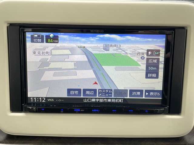 スズキ ラパン モード 山口県 2022(令4)年 1.8万km フォーンベージュメタリック/ホワイト2トーンルーフ 社外メモリナビ【MDV-D309BT】/・ワンセグテレビ/・Bluetooth/・CD/・AM/FM/・AUX/・SMART USEN/・USB／iPod/・SD/ETC/スマートキー（スペアキー有）/プッシュスタート/シートヒーター（運転席＋助手席）/シガーソケット/オートライト/オートエアコン/電動格納ミラー/パワーウィンドウ/デュアルセンサーブレーキサポート/・誤発進抑制機能/・車線逸脱警報機能/・ふらつき警報/・先行車発進お知らせ機能/・後退時ブレーキサポート/・後方誤発進抑制機能/・リアパーキングセンサー/・標識認識機能