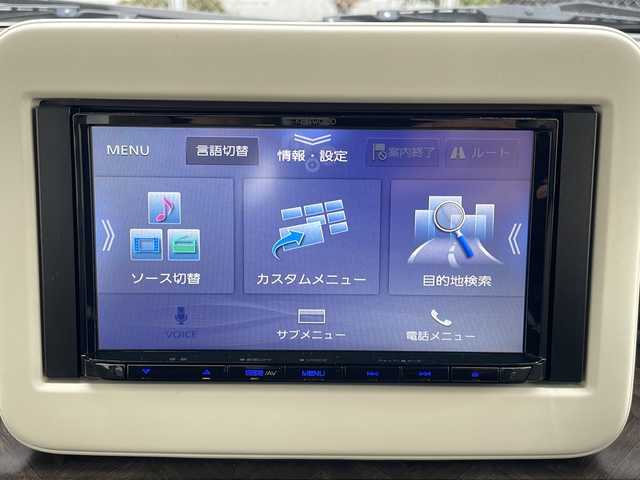 スズキ ラパン モード 山口県 2022(令4)年 1.8万km フォーンベージュメタリック/ホワイト2トーンルーフ 社外メモリナビ【MDV-D309BT】/・ワンセグテレビ/・Bluetooth/・CD/・AM/FM/・AUX/・SMART USEN/・USB／iPod/・SD/ETC/スマートキー（スペアキー有）/プッシュスタート/シートヒーター（運転席＋助手席）/シガーソケット/オートライト/オートエアコン/電動格納ミラー/パワーウィンドウ/デュアルセンサーブレーキサポート/・誤発進抑制機能/・車線逸脱警報機能/・ふらつき警報/・先行車発進お知らせ機能/・後退時ブレーキサポート/・後方誤発進抑制機能/・リアパーキングセンサー/・標識認識機能