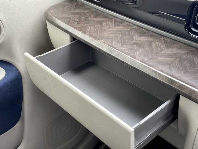 スズキ ラパン モード 山口県 2022(令4)年 1.8万km フォーンベージュメタリック/ホワイト2トーンルーフ 社外メモリナビ【MDV-D309BT】/・ワンセグテレビ/・Bluetooth/・CD/・AM/FM/・AUX/・SMART USEN/・USB／iPod/・SD/ETC/スマートキー（スペアキー有）/プッシュスタート/シートヒーター（運転席＋助手席）/シガーソケット/オートライト/オートエアコン/電動格納ミラー/パワーウィンドウ/デュアルセンサーブレーキサポート/・誤発進抑制機能/・車線逸脱警報機能/・ふらつき警報/・先行車発進お知らせ機能/・後退時ブレーキサポート/・後方誤発進抑制機能/・リアパーキングセンサー/・標識認識機能